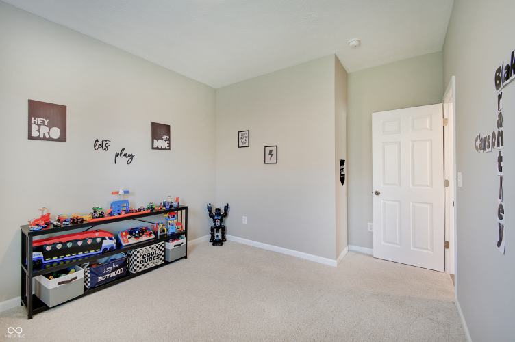 Listing Image 37