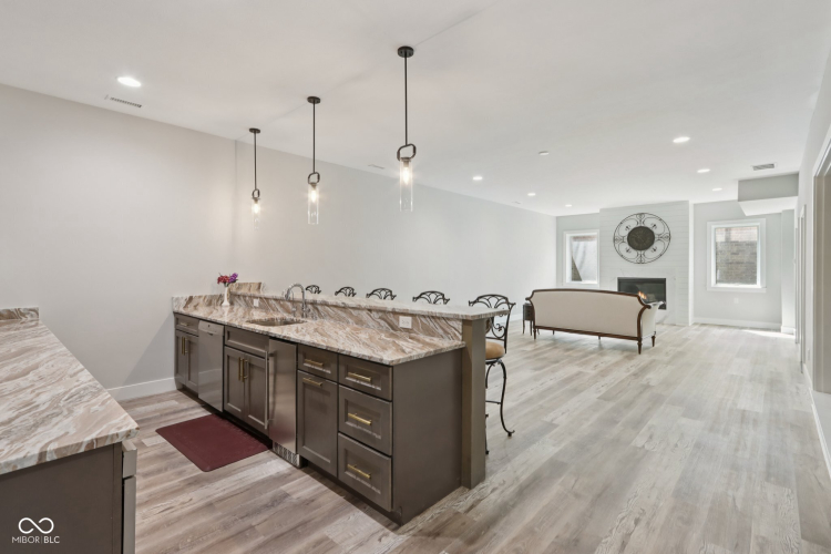 Listing Image 55