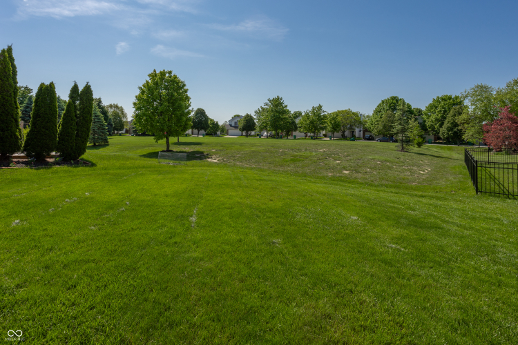 Listing Image 28