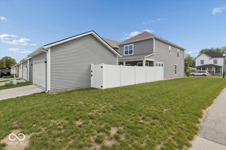 Listing Image 35