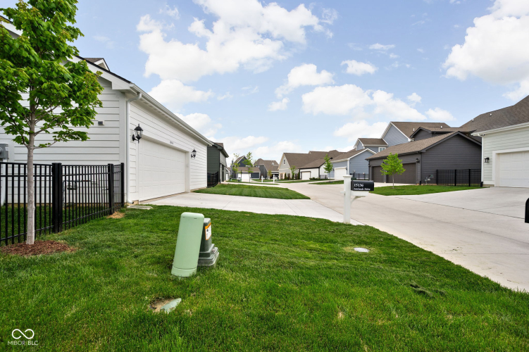 Listing Image 35