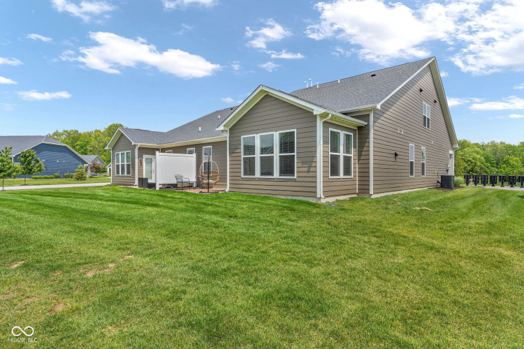 Listing Image 45