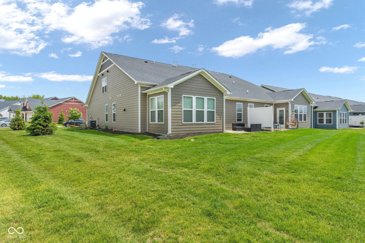 Listing Image 48
