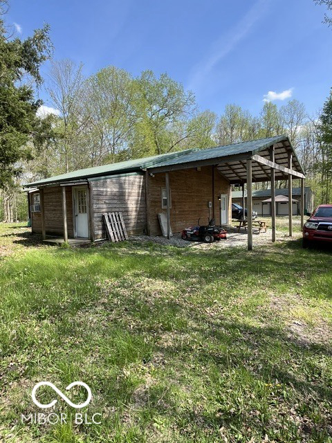 Listing Image 4