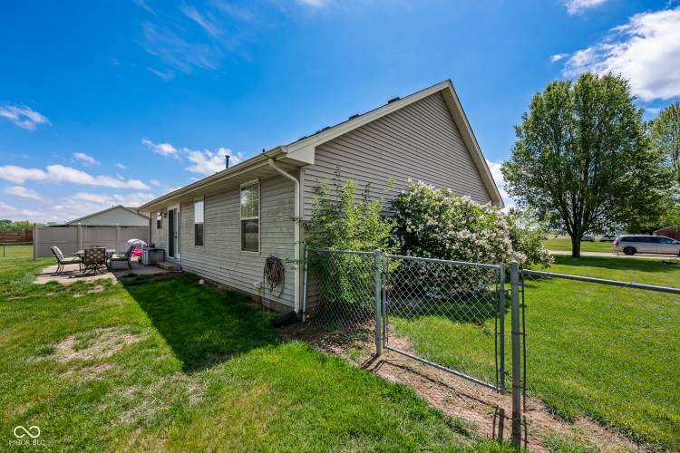 Listing Image 61