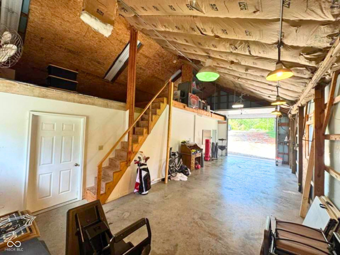Listing Image 43