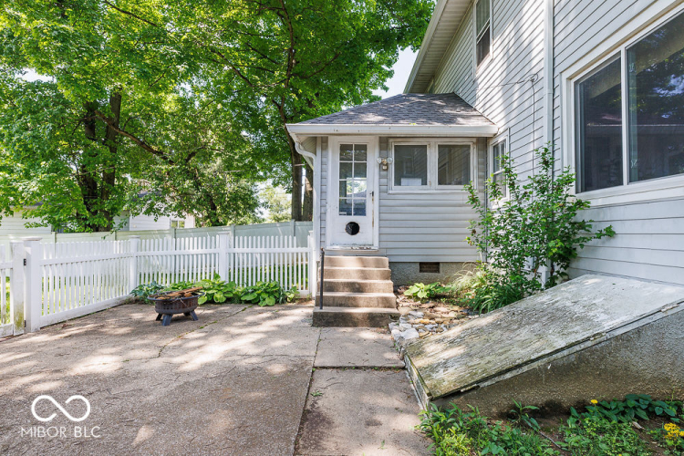 Listing Image 27