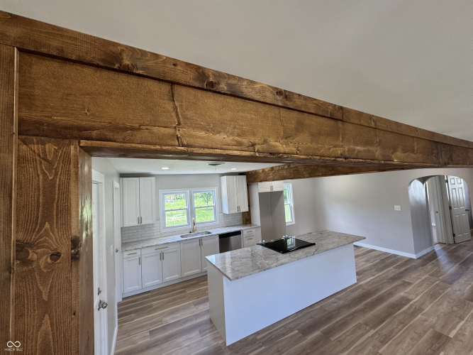 Listing Image 13