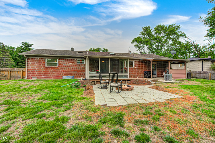 Listing Image 28