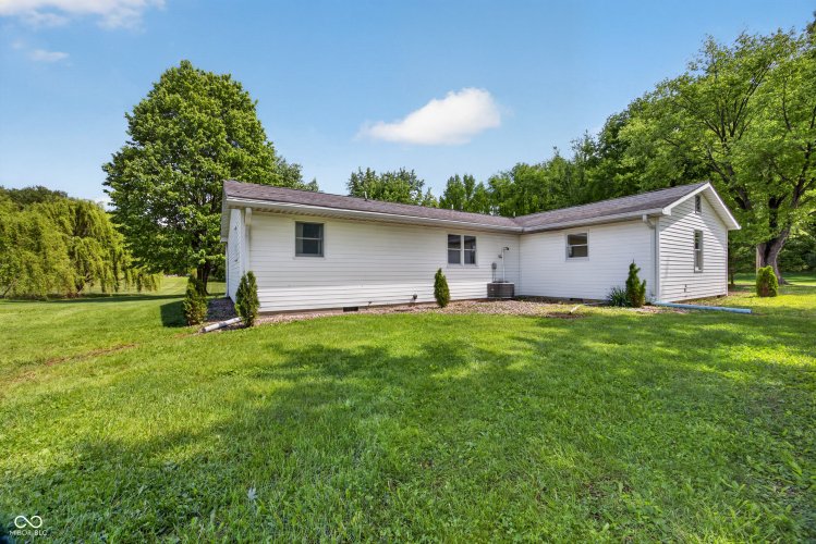 Listing Image 45