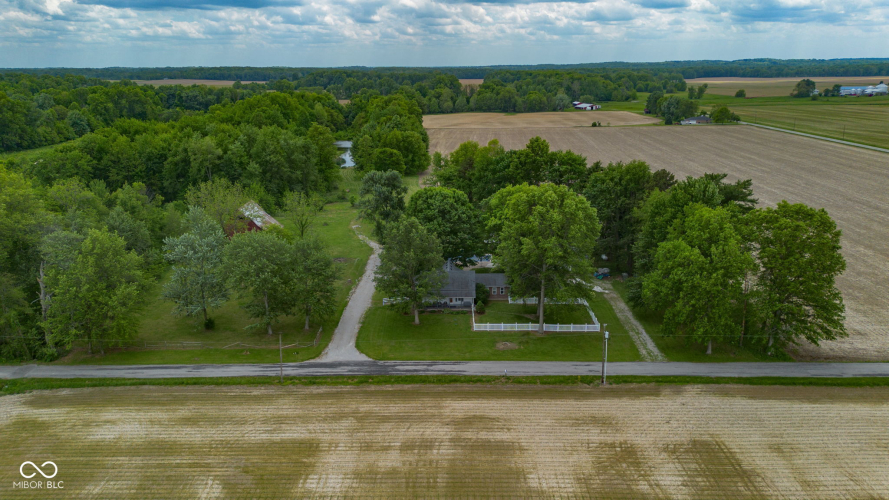 Listing Image 33