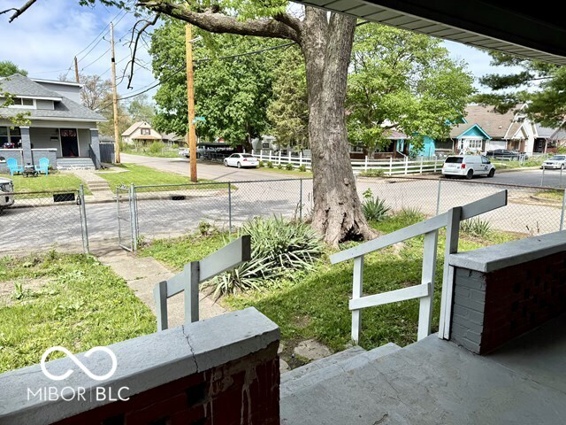 Listing Image 5
