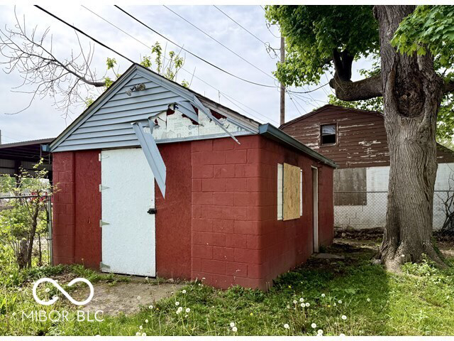 Listing Image 45