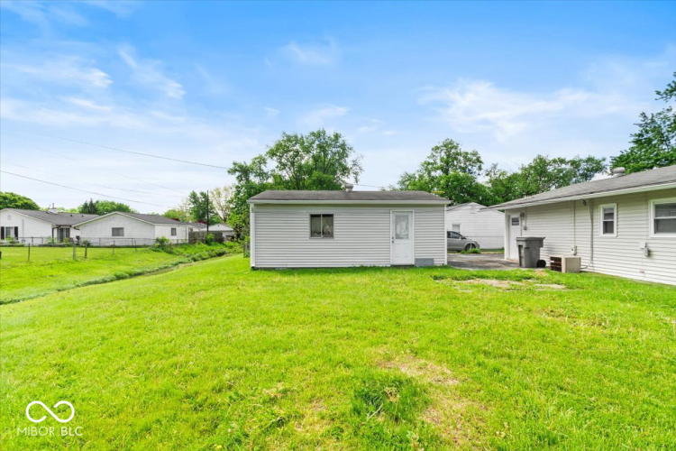 Listing Image 22