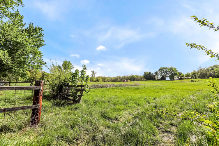 Listing Image 37