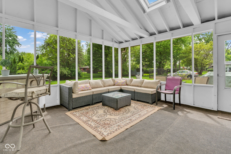 Listing Image 21
