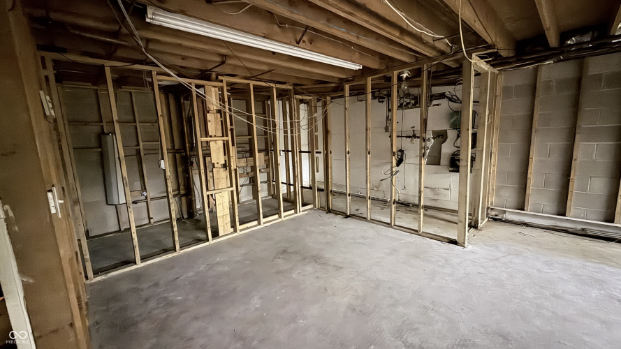 Listing Image 21
