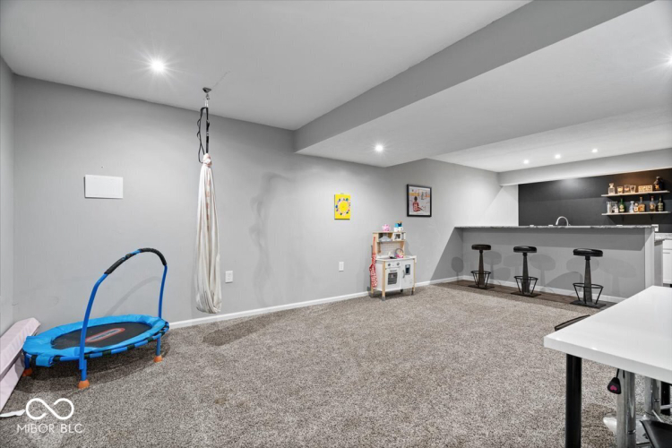 Listing Image 33