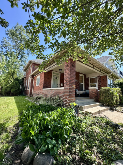 Listing Image 2
