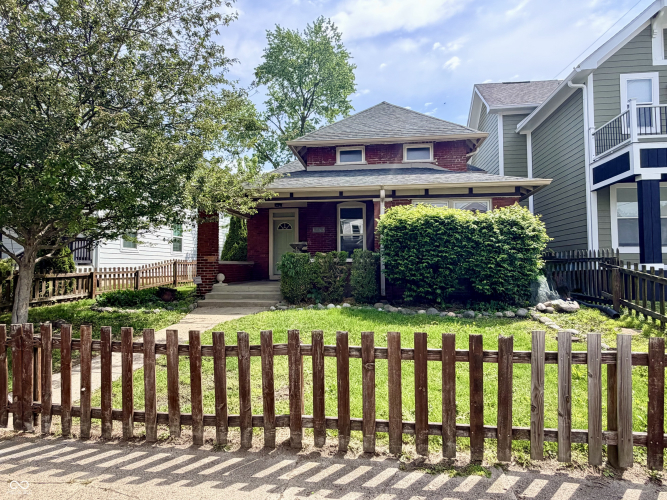 Listing Image 3
