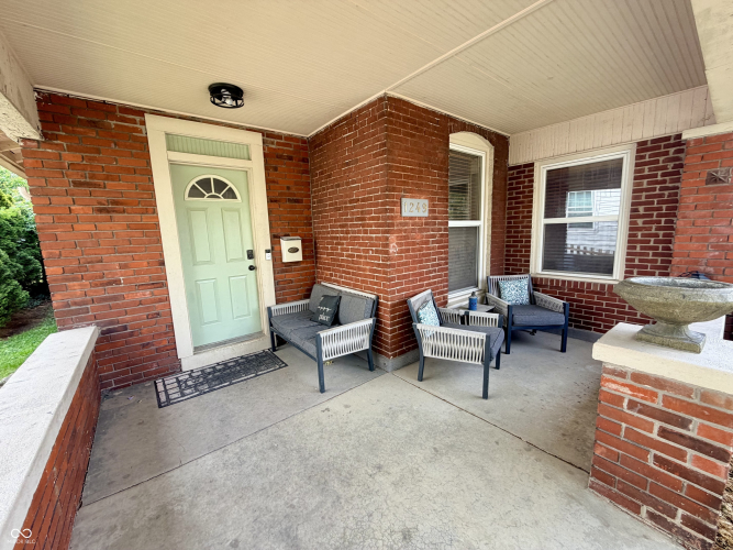 Listing Image 5