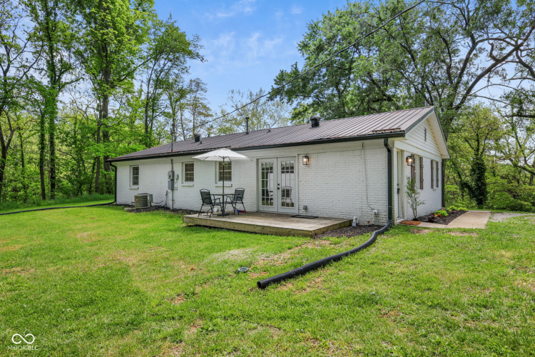 Listing Image 32