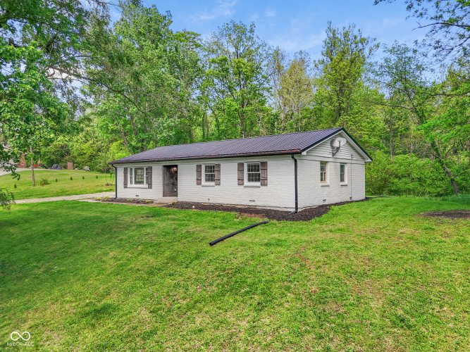 Listing Image 5