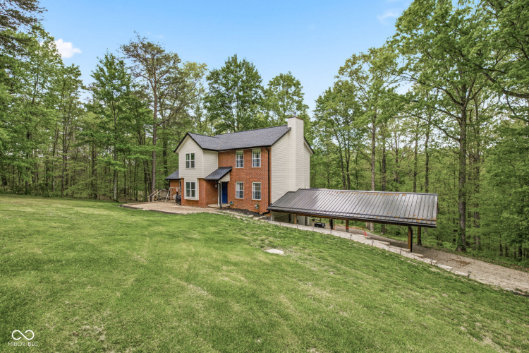 Listing Image 4