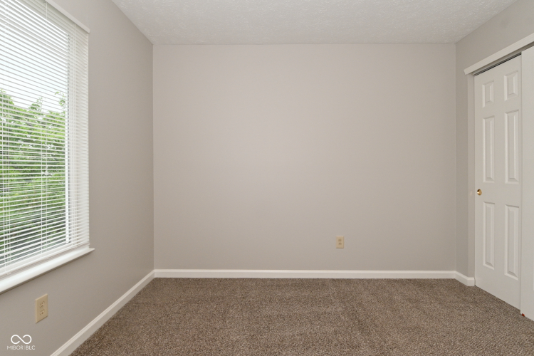 Listing Image 30