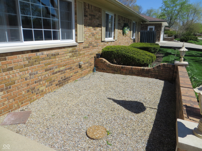 Listing Image 48