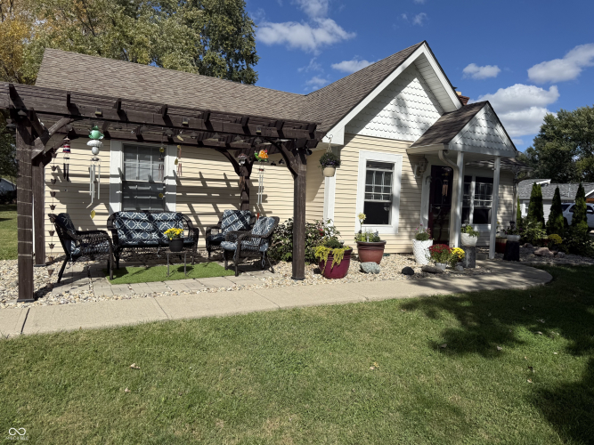 Listing Image 7