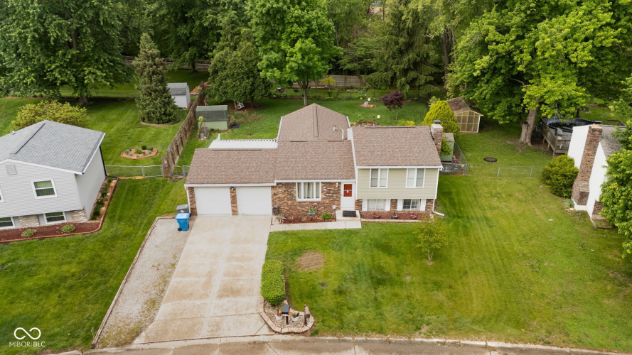 Listing Image 4