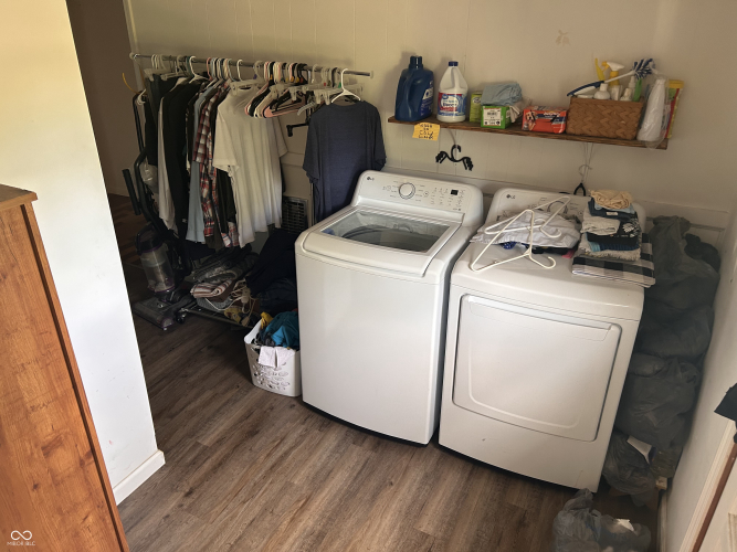 Listing Image 19