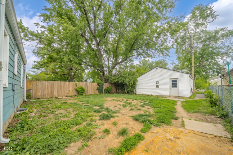 Listing Image 17
