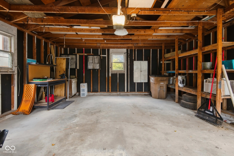 Listing Image 20