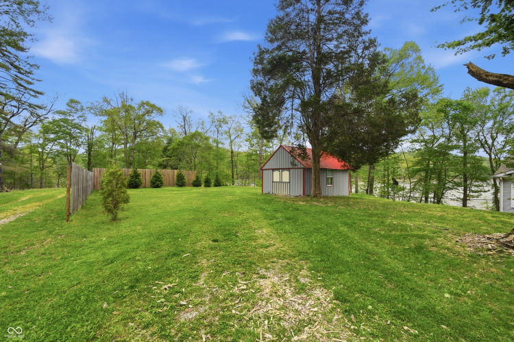 Listing Image 40