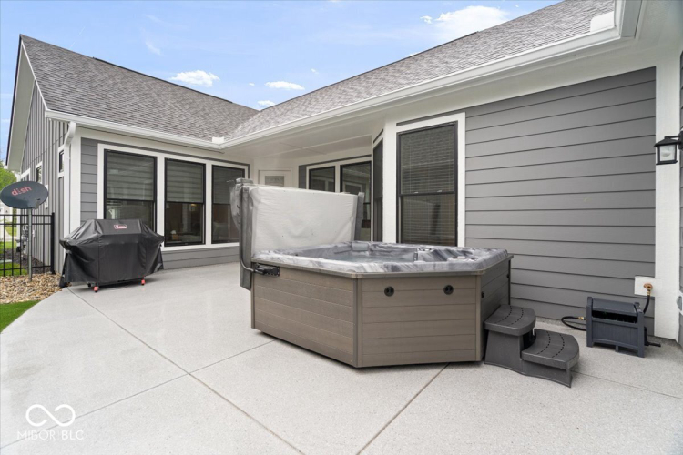 Listing Image 24
