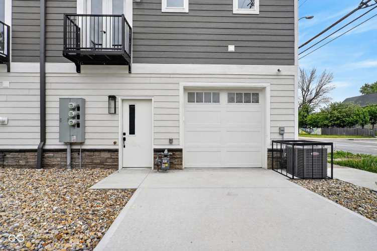 Listing Image 34