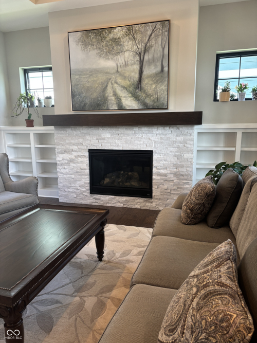 Listing Image 17