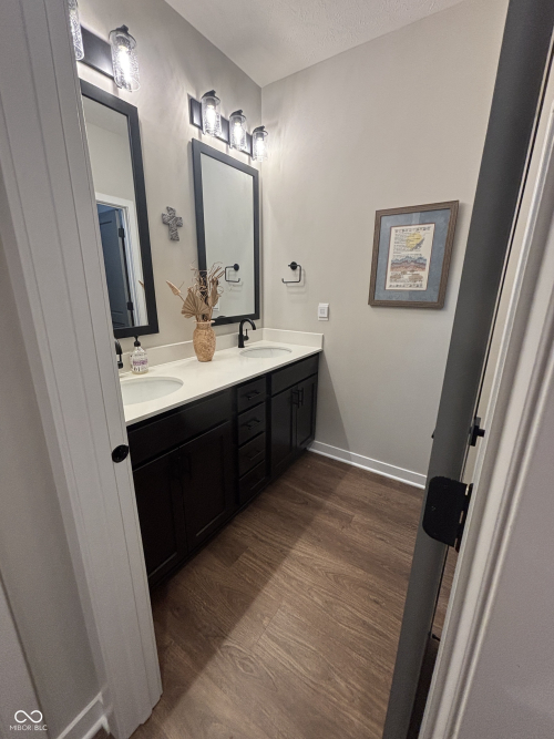 Listing Image 54