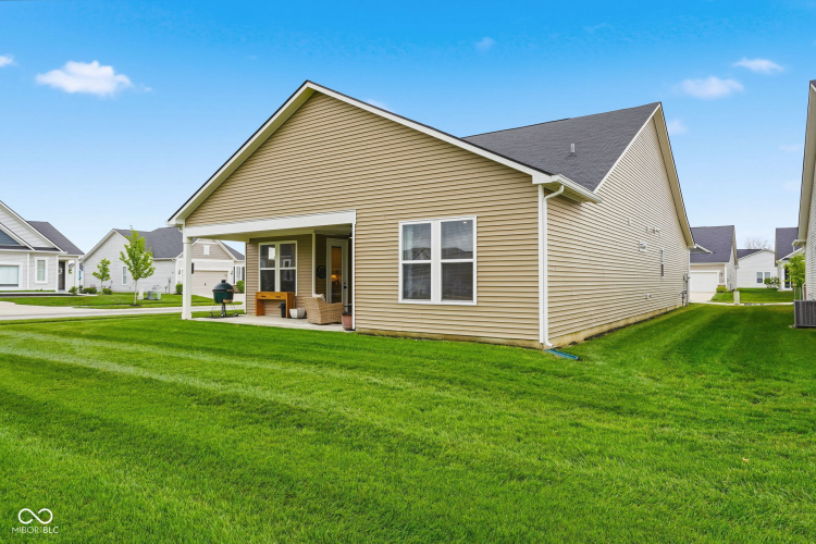 Listing Image 39