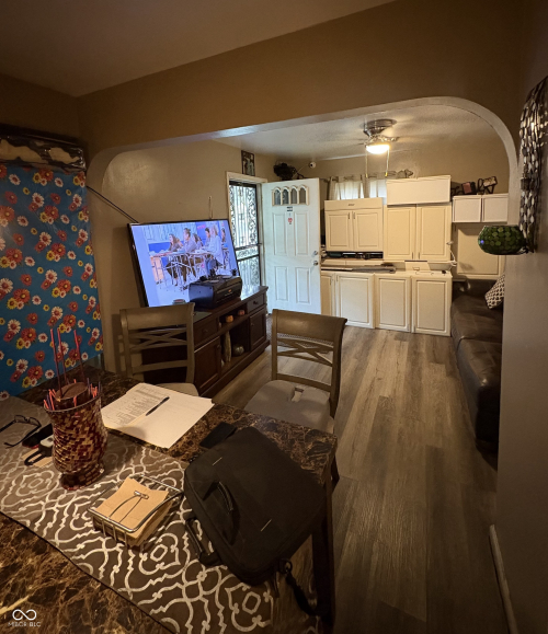 Listing Image 13