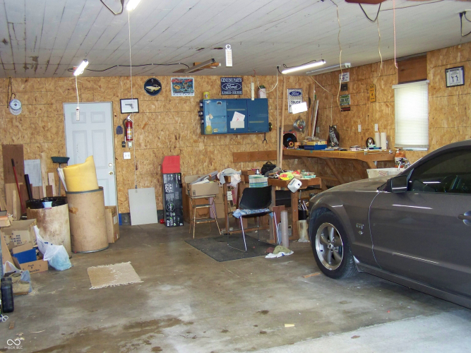 Listing Image 32