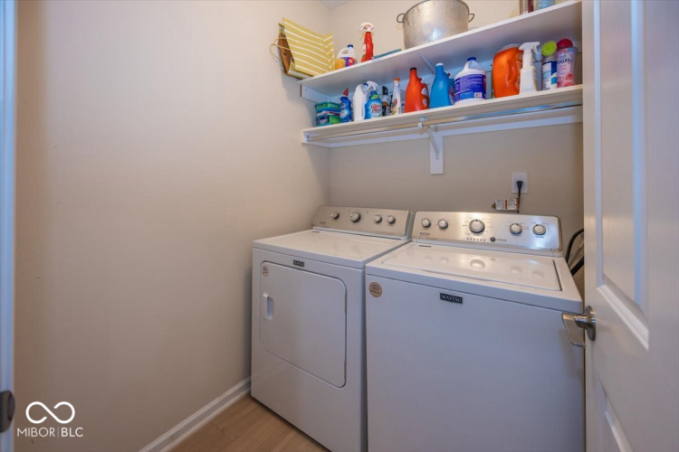 Listing Image 20
