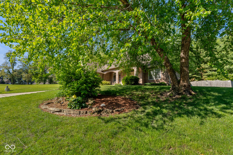 Listing Image 35