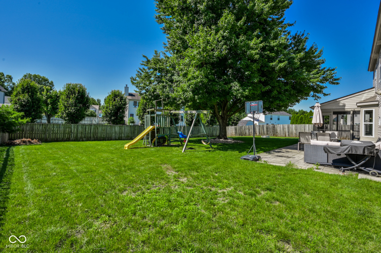 Listing Image 33
