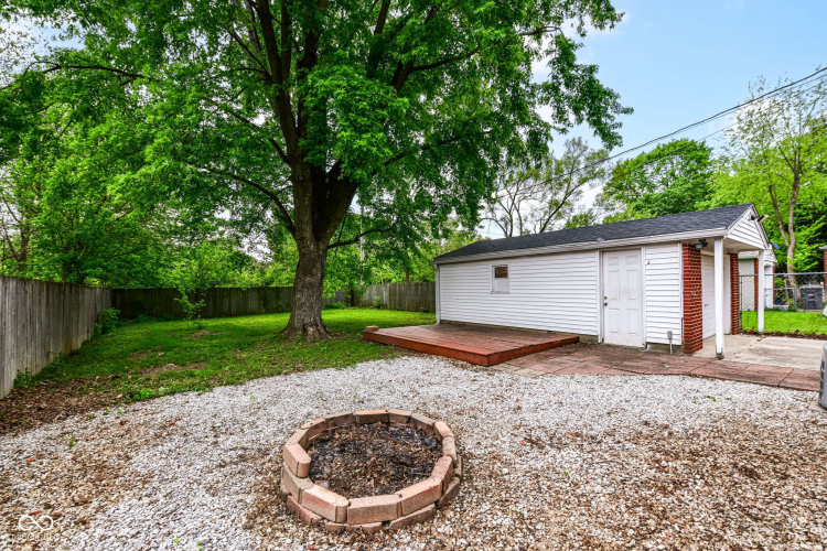 Listing Image 27