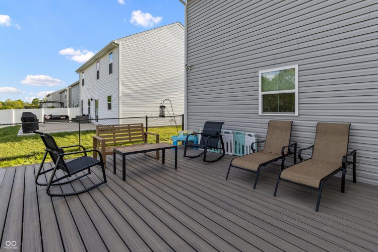 Listing Image 24