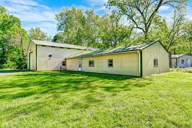 Listing Image 23