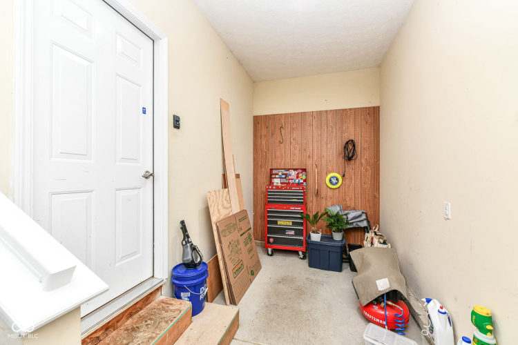 Listing Image 39